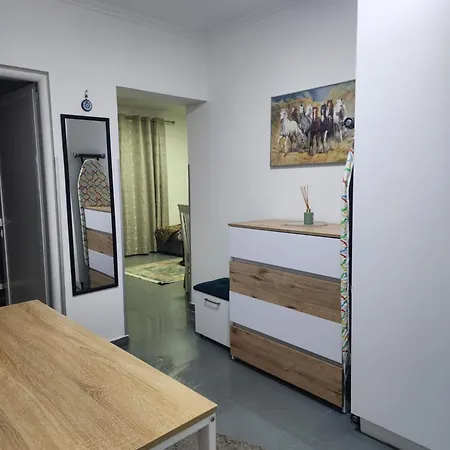 Rudi 1 In Lägenhet *