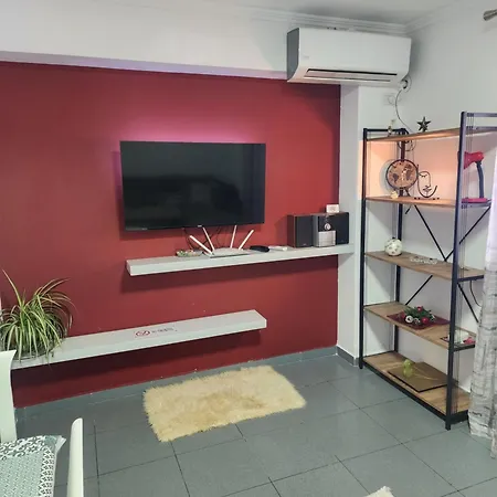 Rudi 1 In Lägenhet Tirana